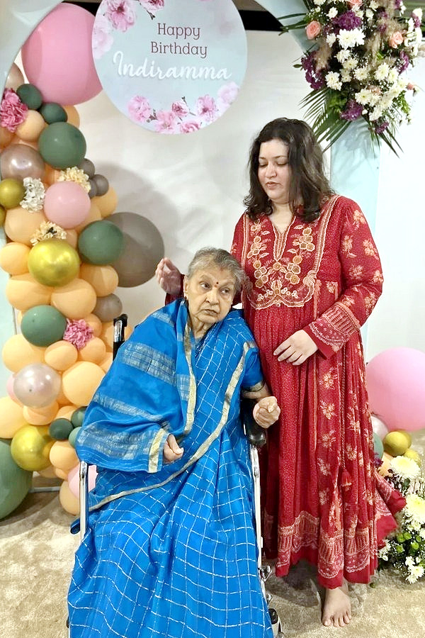 Mahesh Babu Mother Indira Devi With Family Members Photos  - Sakshi9