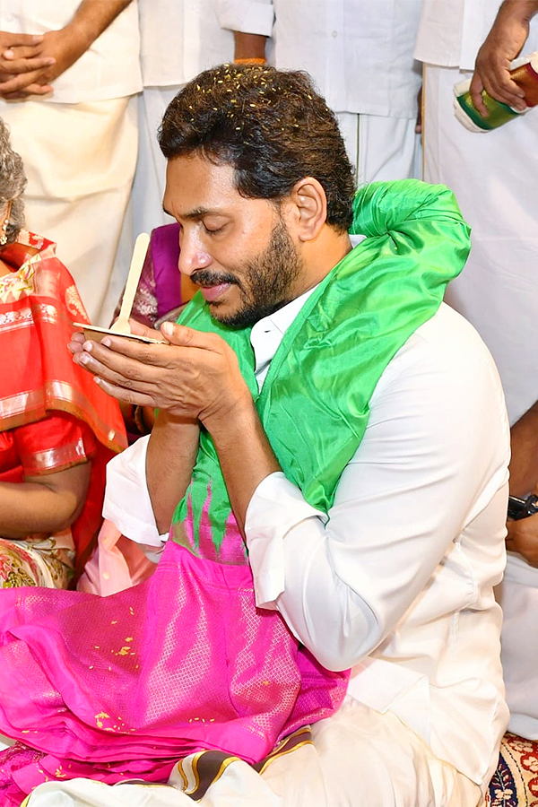 AP CM YS Jagan Tirumala Brahmotsavam 2022 - Sakshi24