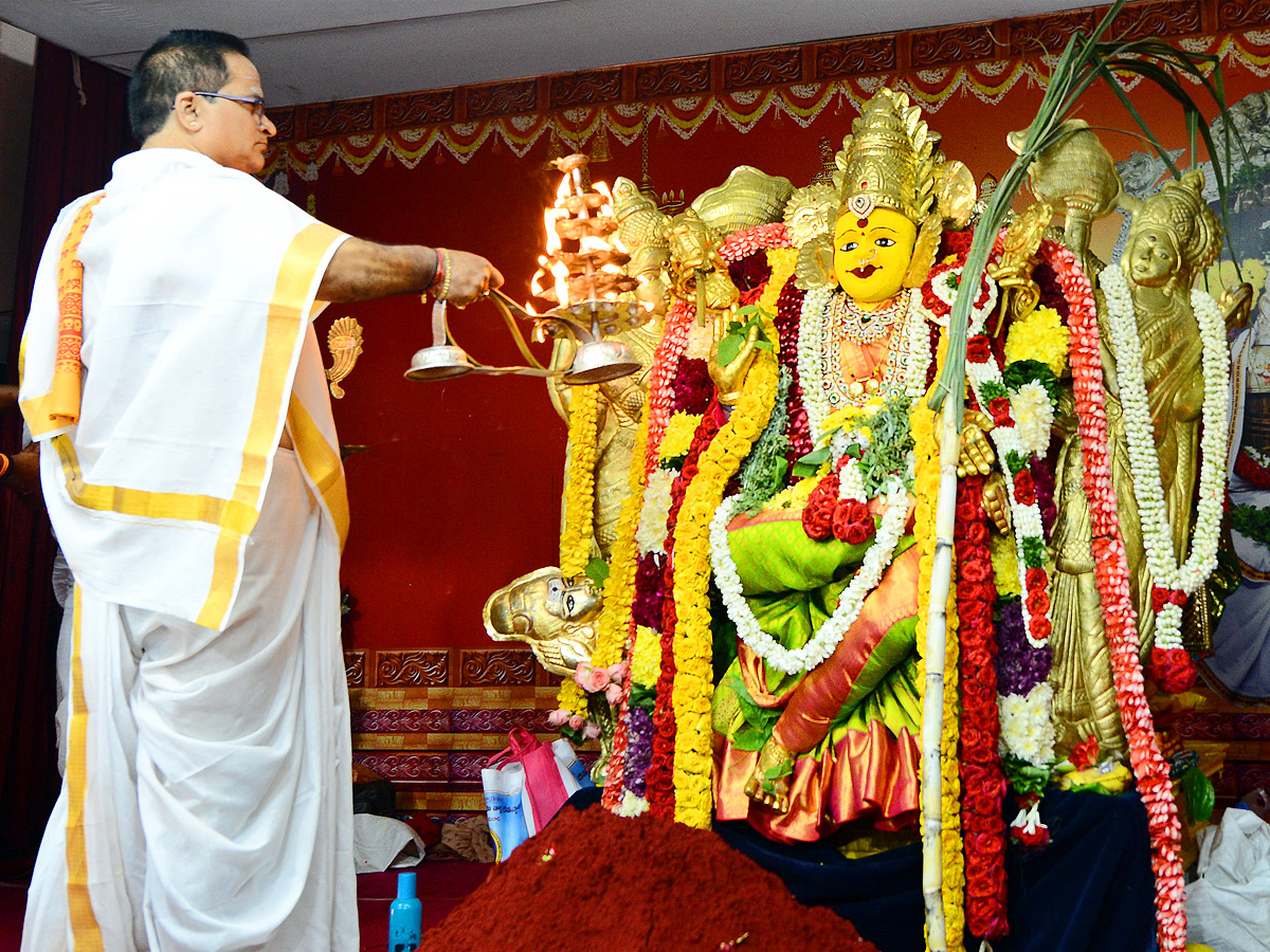 vijayawada Sri Lalitha Tripura Sundari Devi Photo Gallery - Sakshi21
