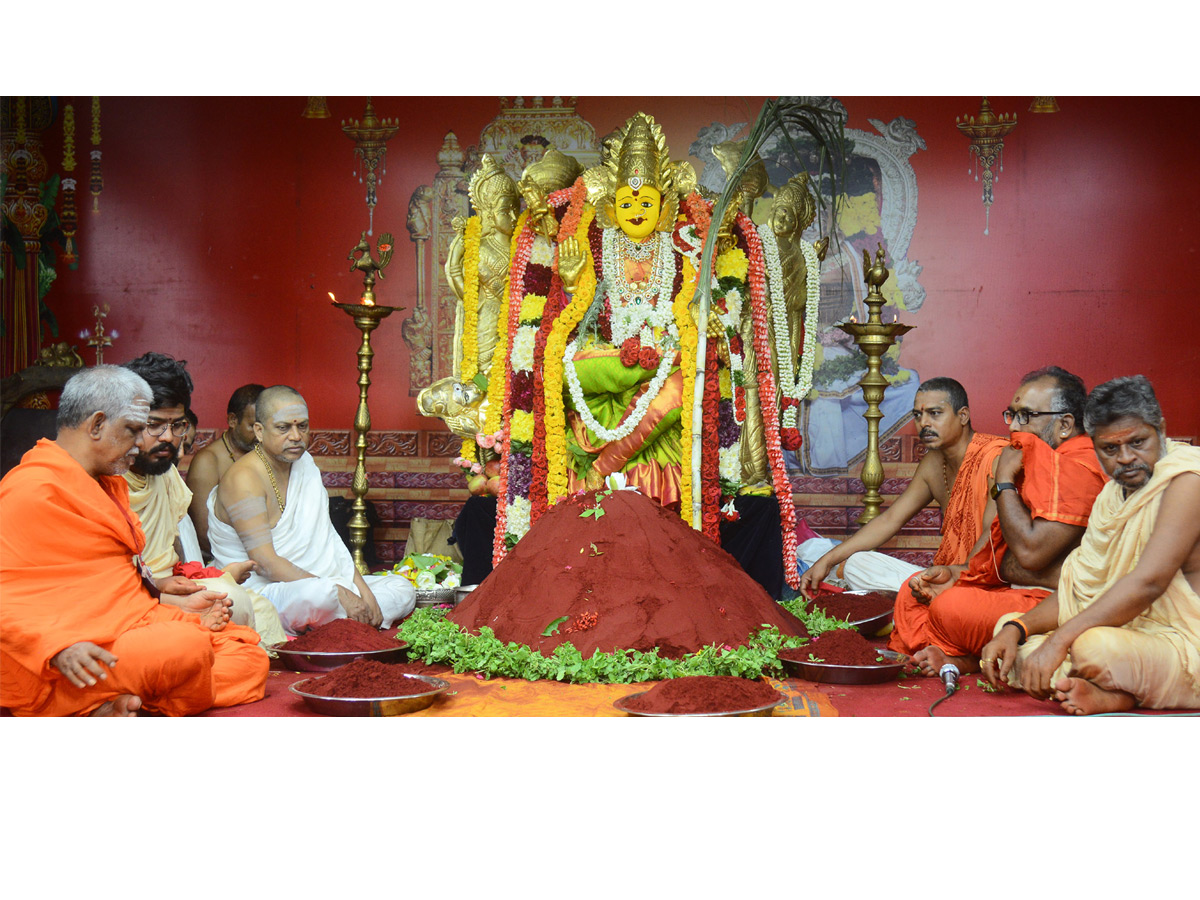 vijayawada Sri Lalitha Tripura Sundari Devi Photo Gallery - Sakshi24