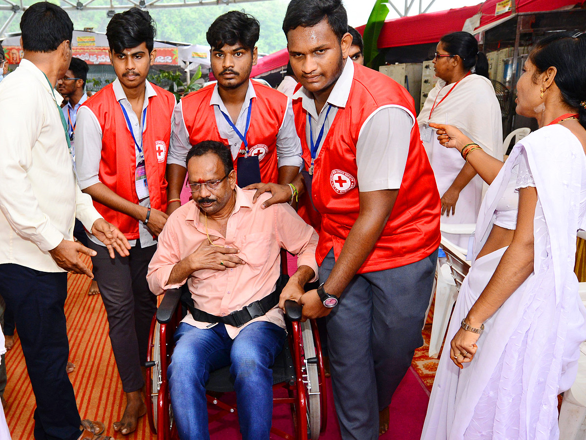 vijayawada Sri Lalitha Tripura Sundari Devi Photo Gallery - Sakshi28