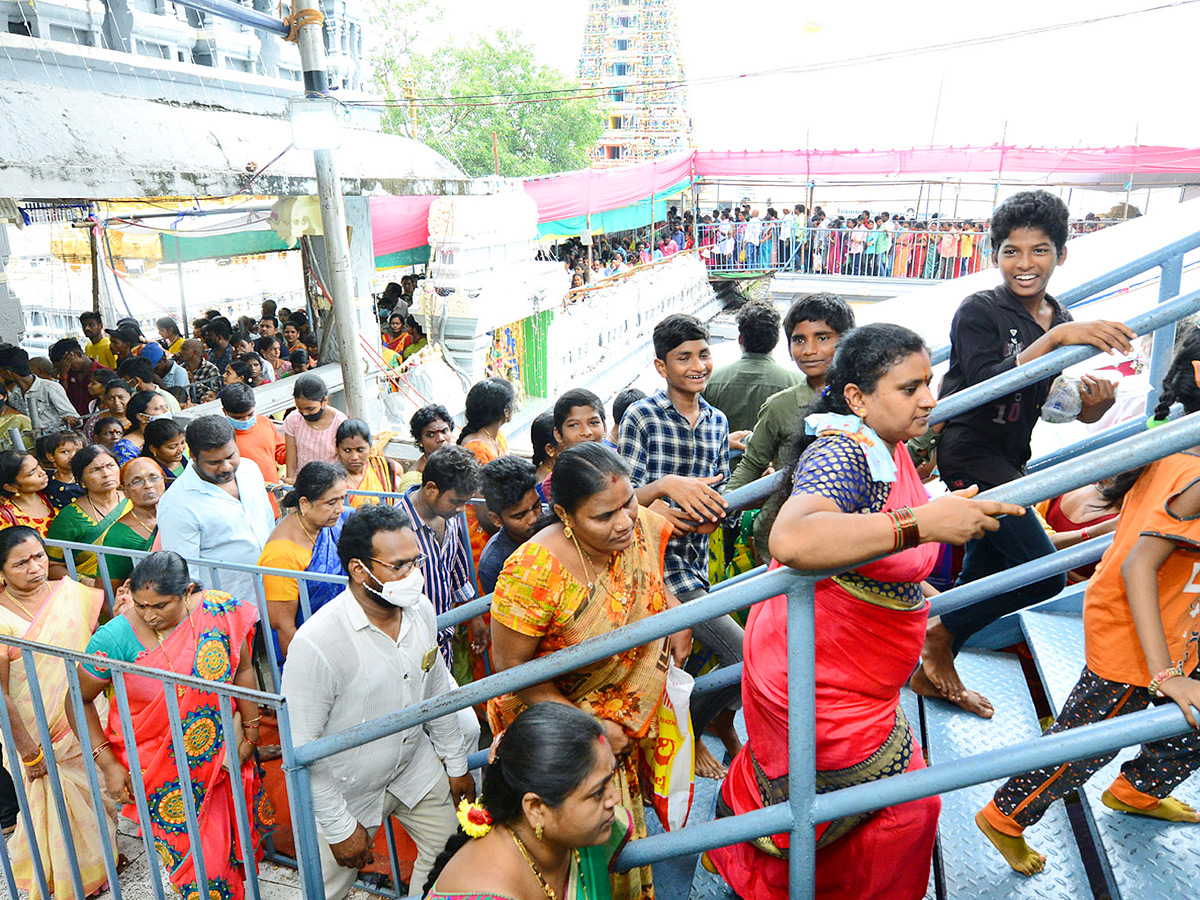 vijayawada Sri Lalitha Tripura Sundari Devi Photo Gallery - Sakshi8