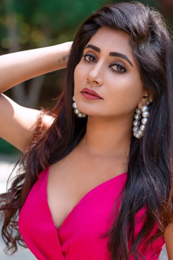 Bigg Boss 6 Telugu Contestant Vasanthi Krishnan Photo Gallery - Sakshi16
