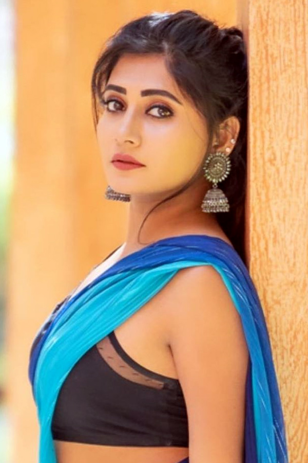 Bigg Boss 6 Telugu Contestant Vasanthi Krishnan Photo Gallery - Sakshi5