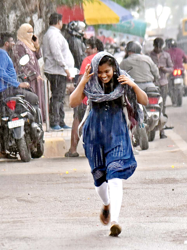 Heavy Rains in Hyderabad - Sakshi5