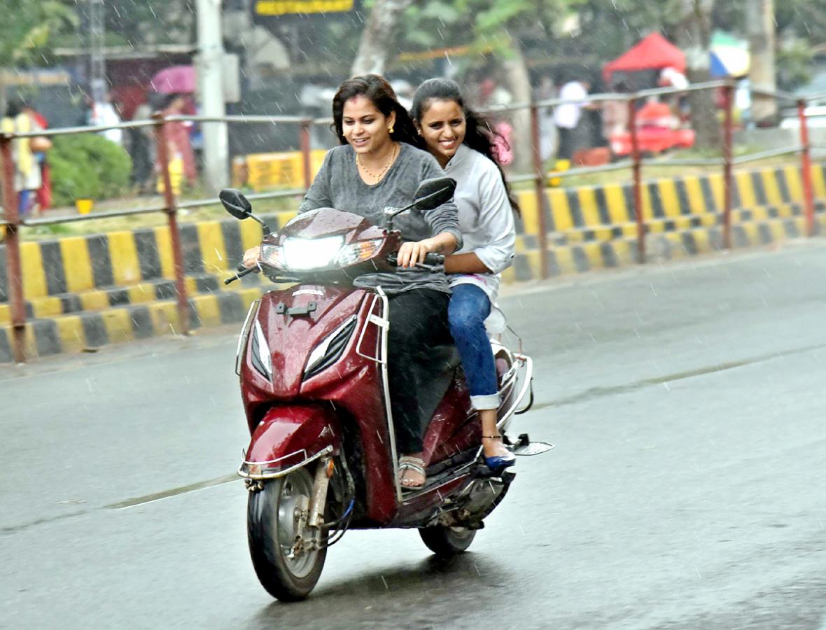 Heavy Rains in Hyderabad - Sakshi6