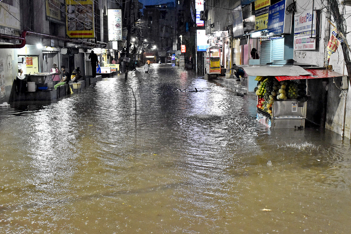 Heavy Rains in Hyderabad - Sakshi22
