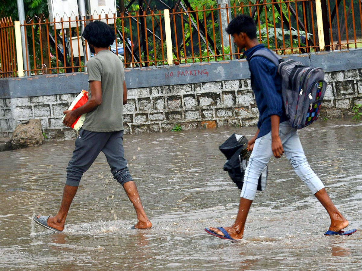 Heavy Rain in Hyderabad - Sakshi8