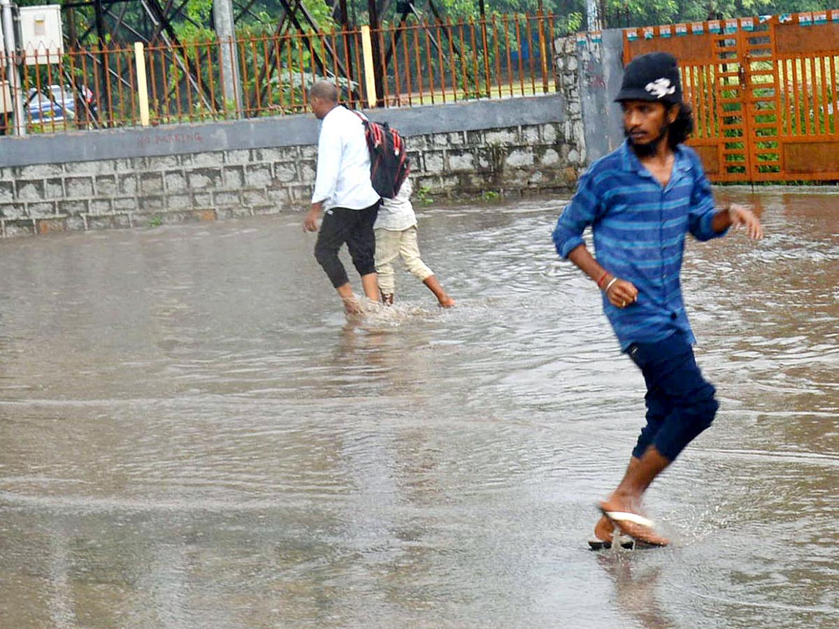 Heavy Rain in Hyderabad - Sakshi7