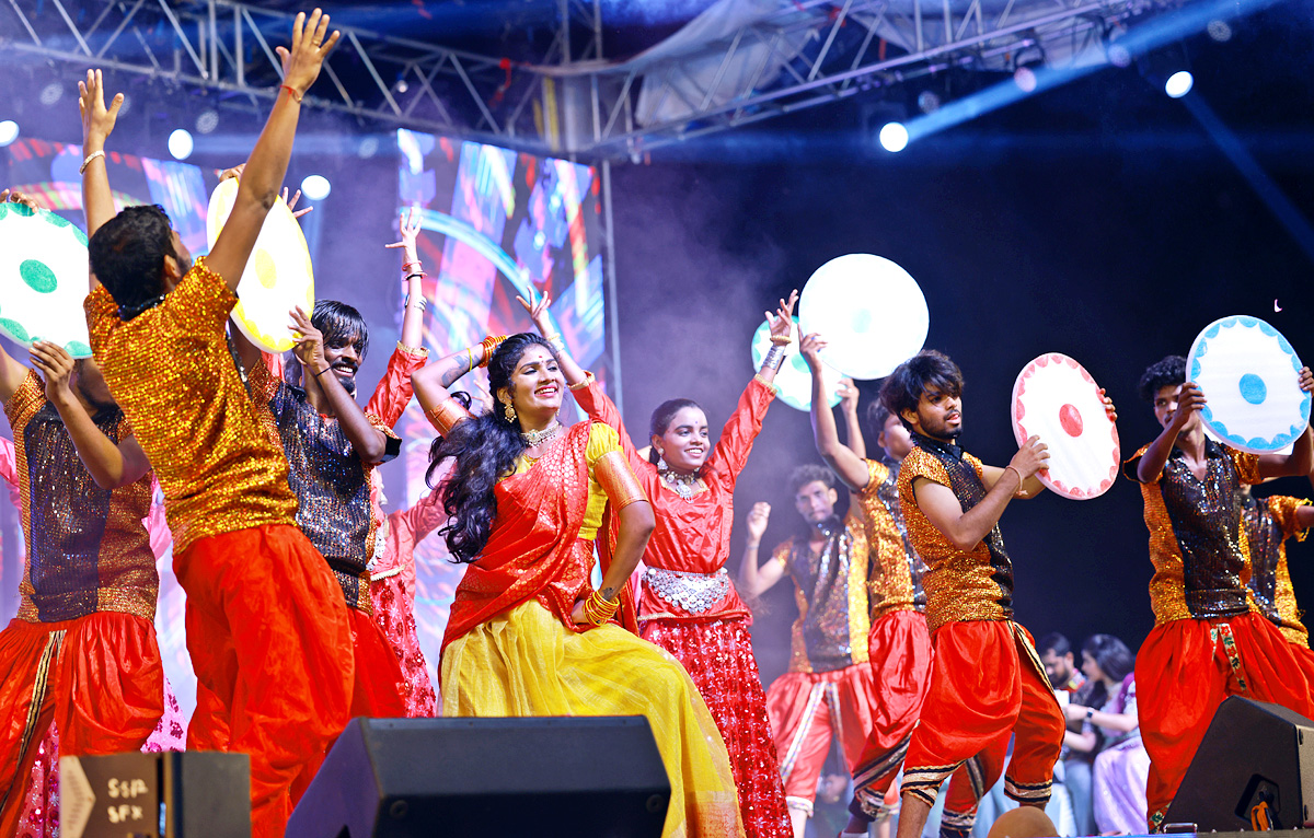 Kalotsavam Celebrations Begins in Karimnagar - Sakshi19
