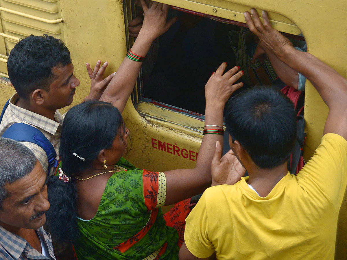 Dussehra Effect: Passengers Rush At Secunderabad And JBS Station, Pics Inside - Sakshi8