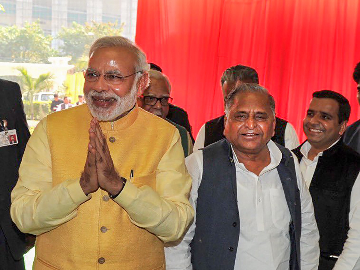 Remembering Mulayam Singh Yadav Pictures Photo Gallery - Sakshi18