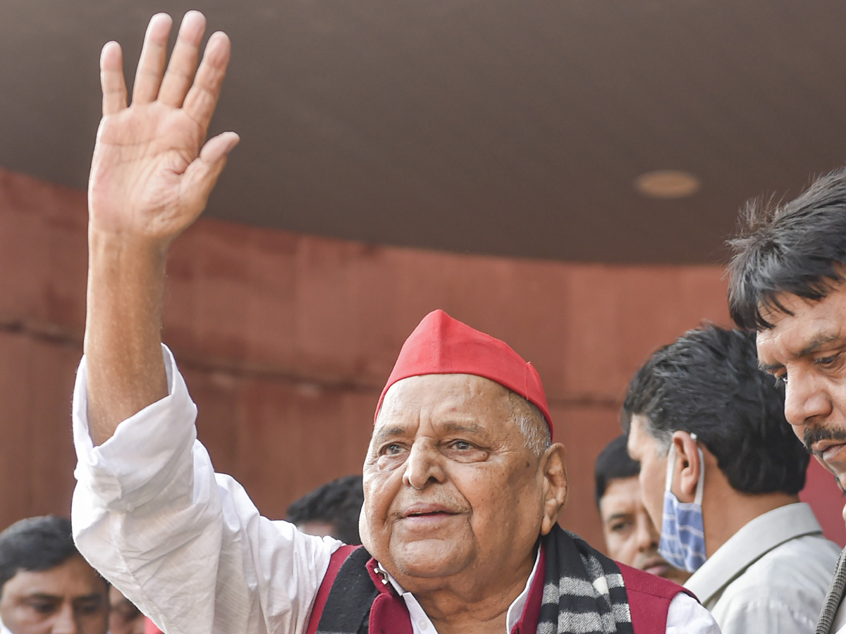 Remembering Mulayam Singh Yadav Pictures Photo Gallery - Sakshi27