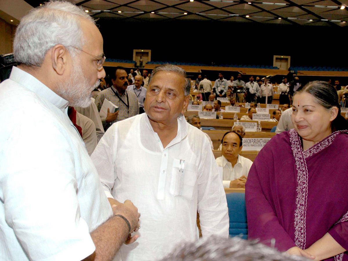 Remembering Mulayam Singh Yadav Pictures Photo Gallery - Sakshi29