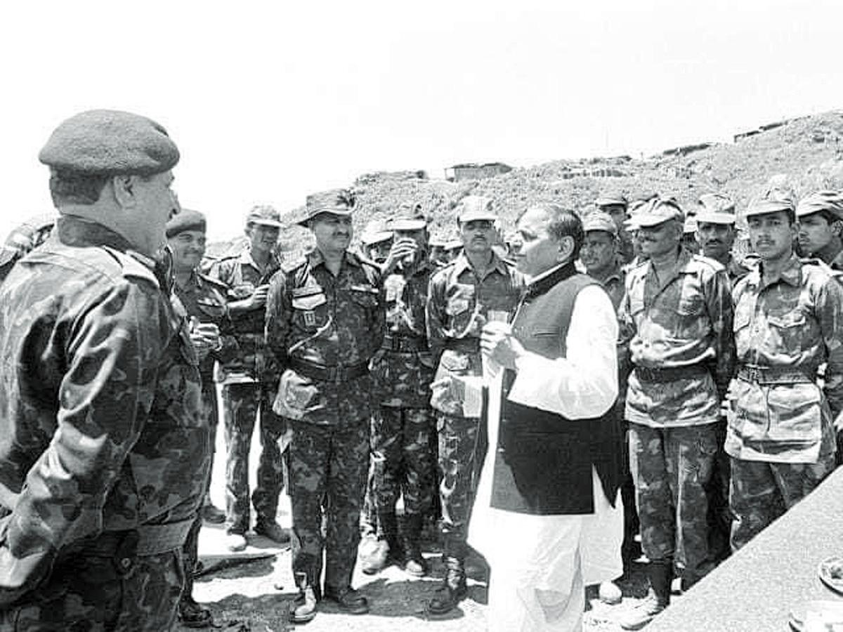 Remembering Mulayam Singh Yadav Pictures Photo Gallery - Sakshi4