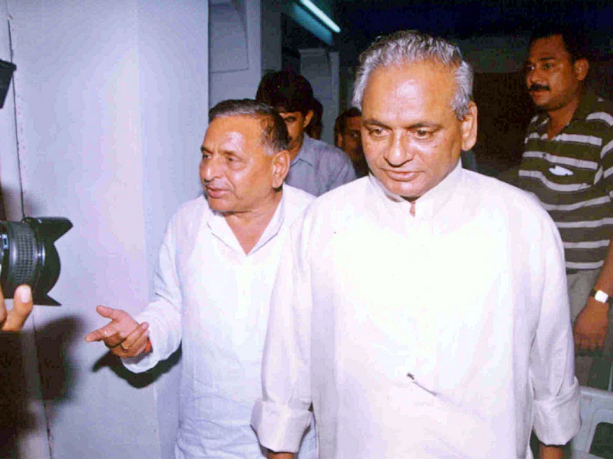 Remembering Mulayam Singh Yadav Pictures Photo Gallery - Sakshi10