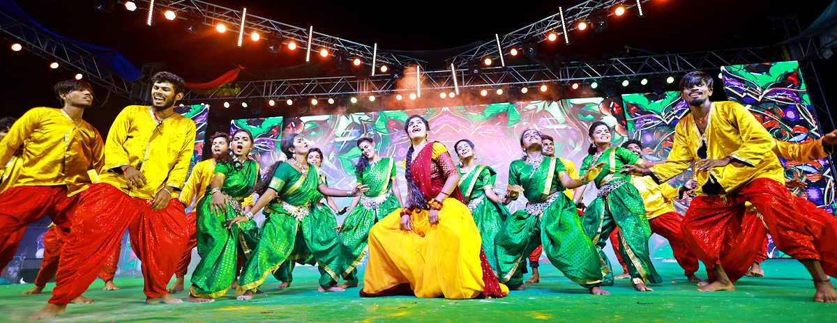 Kalolsavam Celebrations In Karimnagar  - Sakshi9