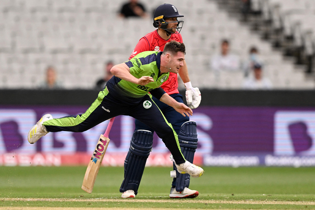 Ireland win By 5 Runs Over England - Sakshi1