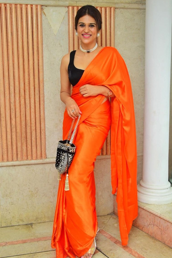 Shraddha Das Latest Photos - Sakshi7