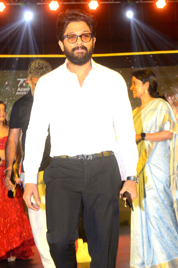 InPics: Top Tollywood Actors In Sakshi Excellence Awards 2021, Photos - Sakshi41