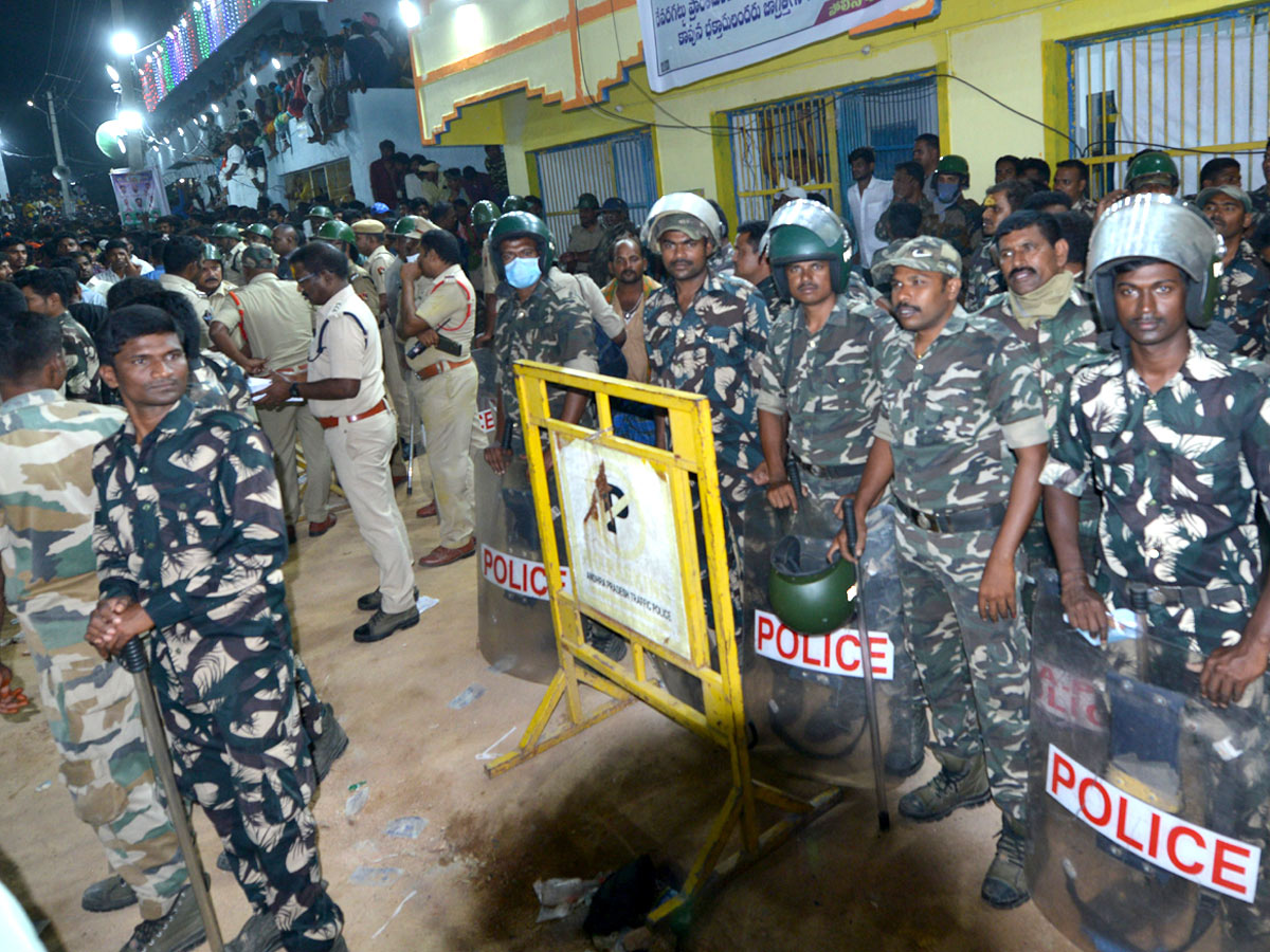 Bunny Festival Devaragattu Kurnool District - Sakshi27