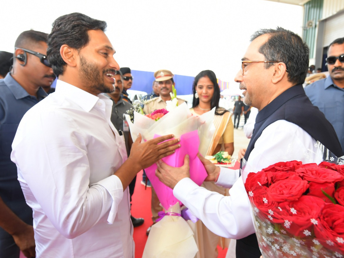 CM YS Jagan Palnadu and Guntur District Tour Photo Gallery - Sakshi18