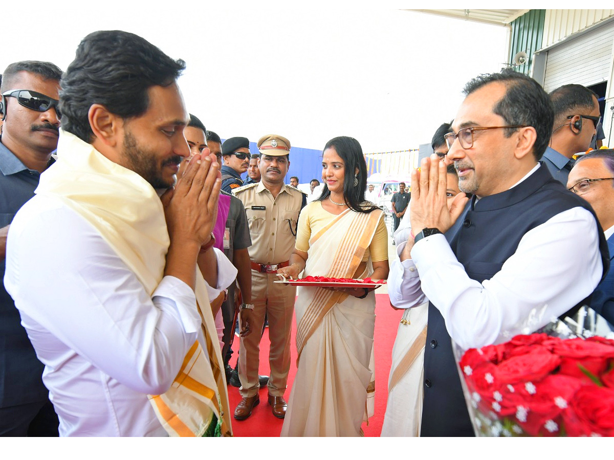 CM YS Jagan Palnadu and Guntur District Tour Photo Gallery - Sakshi24