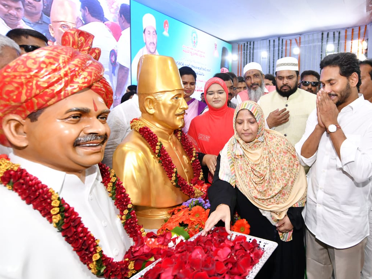 CM YS Jagan Palnadu and Guntur District Tour Photo Gallery - Sakshi30
