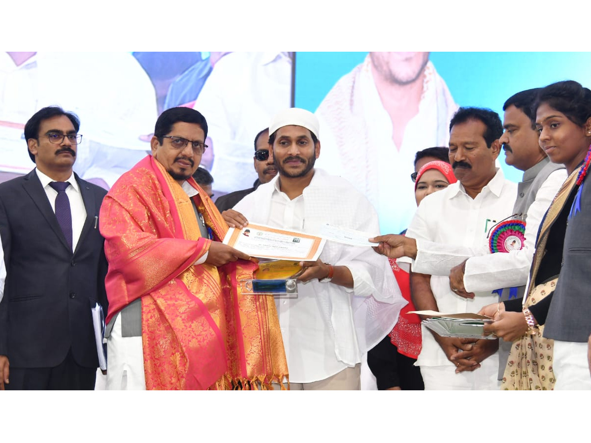 CM YS Jagan Palnadu and Guntur District Tour Photo Gallery - Sakshi40