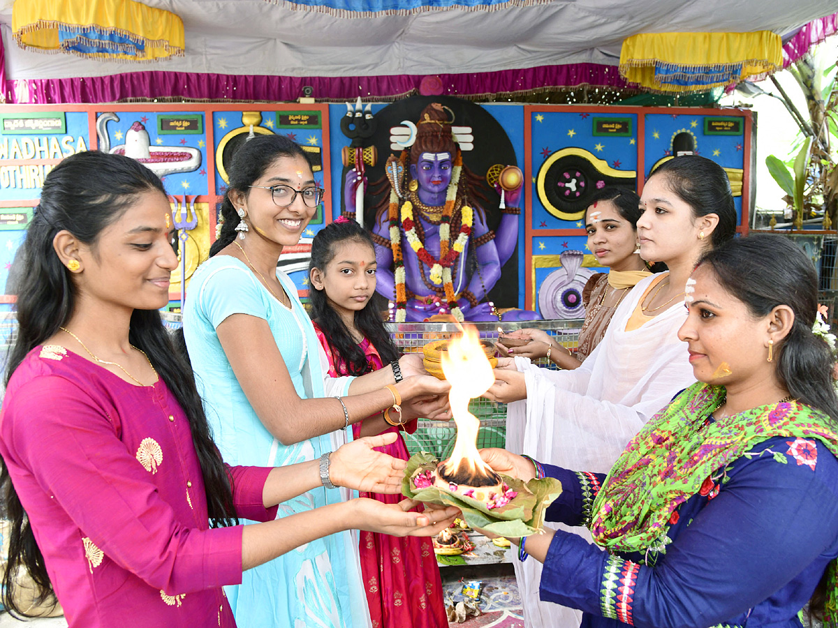 Best Photos of The Week in AP and Telangana Photo Gallery - Sakshi16