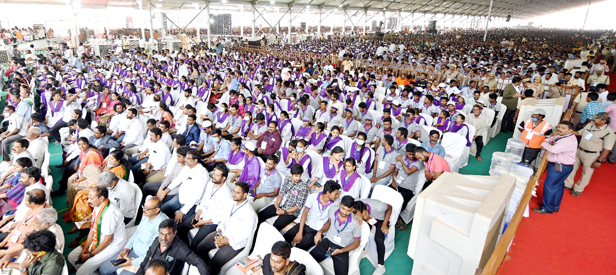 Prime Minister Narendra Modi Visakhapatnam Tour Photos - Sakshi19