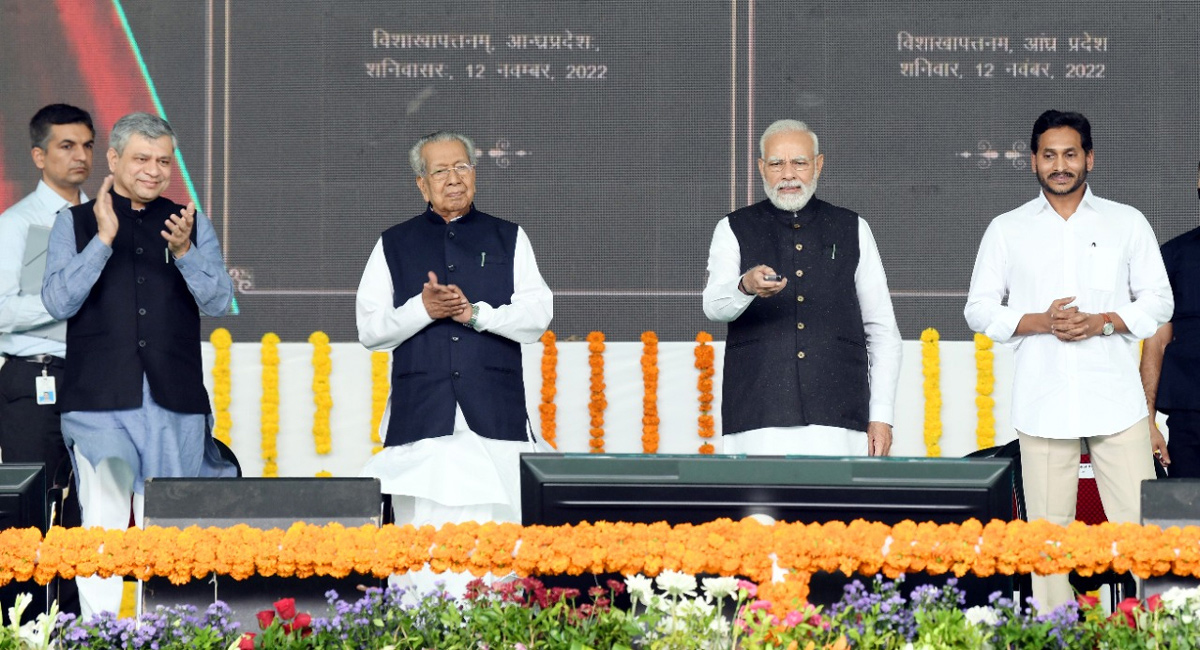Prime Minister Narendra Modi Visakhapatnam Tour Photos - Sakshi9