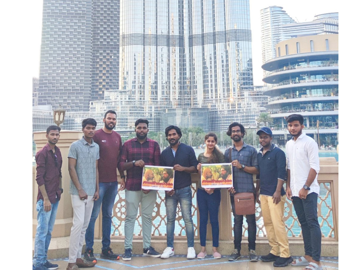 Allu Arjun fans protest about Pushpa 2 update Photo Gallery - Sakshi12