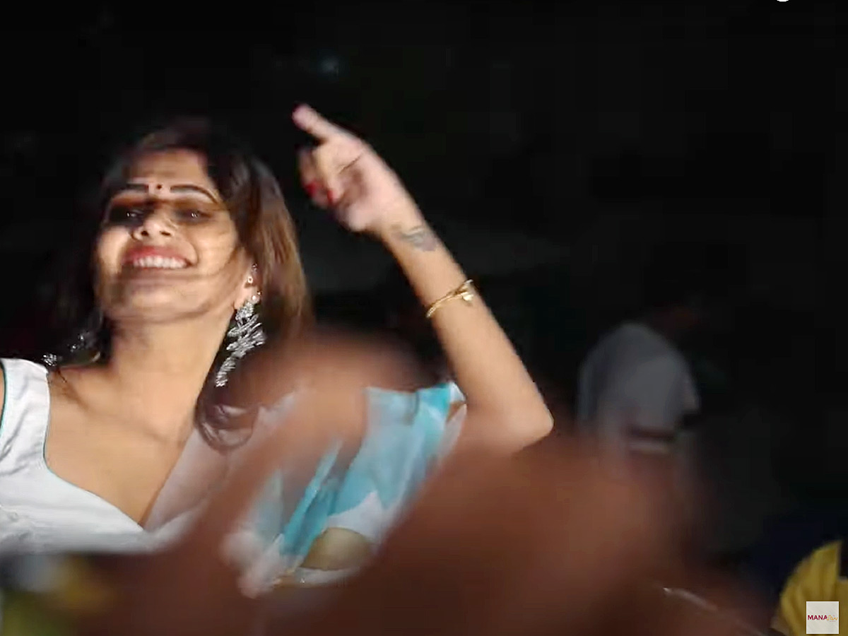 BiggBoss 6 Vasanthi Krishnan Celebrations Visuals After Elimination From BB6 House Photo Gallery - Sakshi6