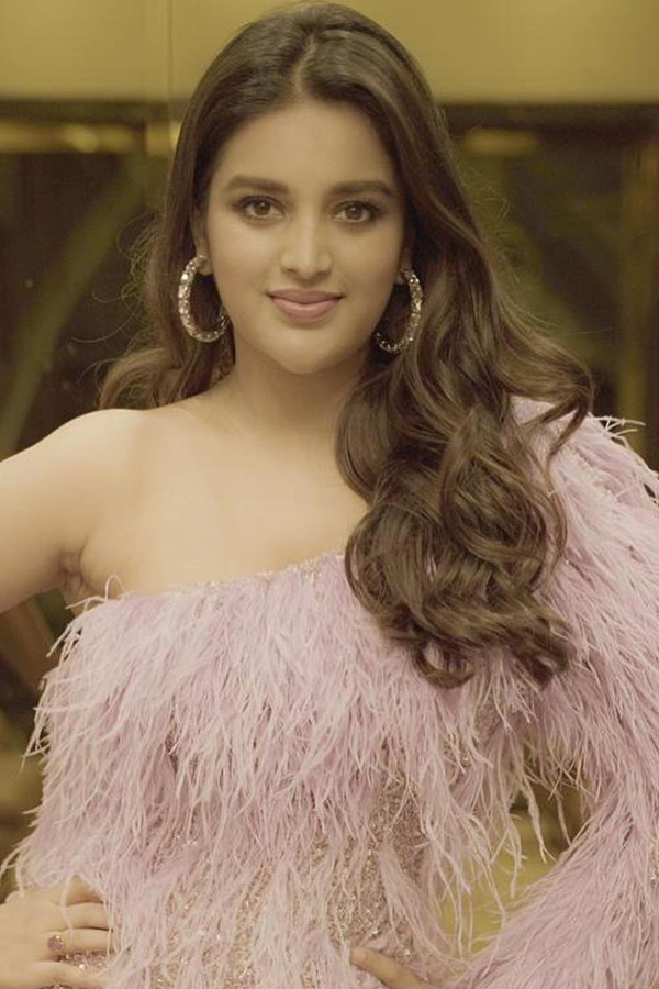 Nidhhi Agerwal Latest photos - Sakshi10