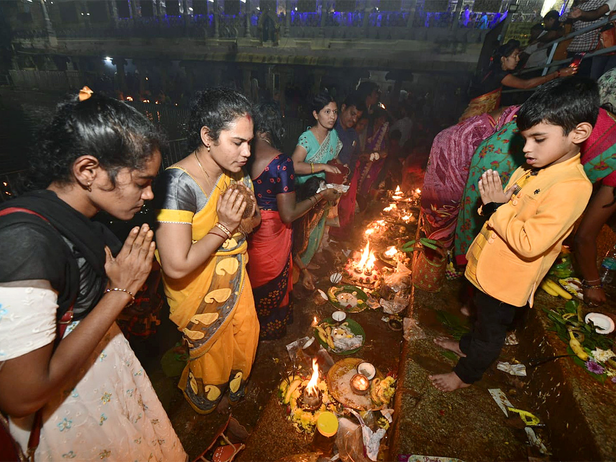 Karthika Pournami Devotees Rush At Kapila Theertham In Tirupati - Sakshi3