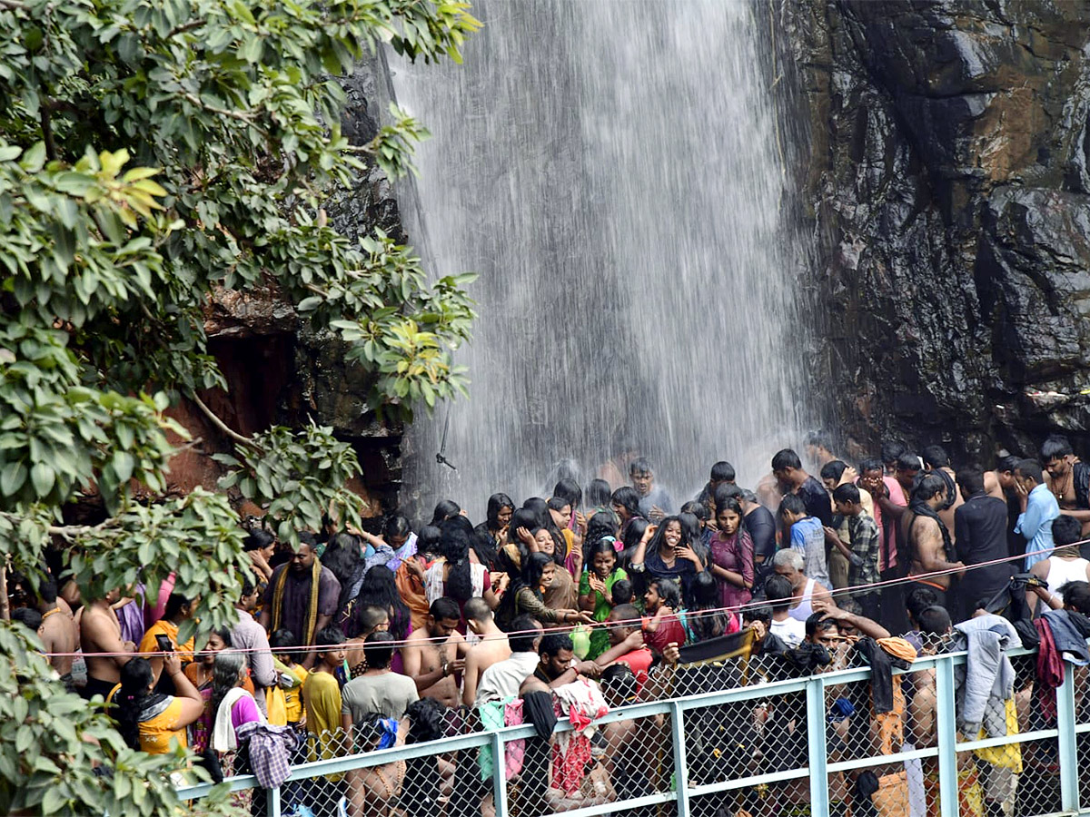 Karthika Pournami Devotees Rush At Kapila Theertham In Tirupati - Sakshi5