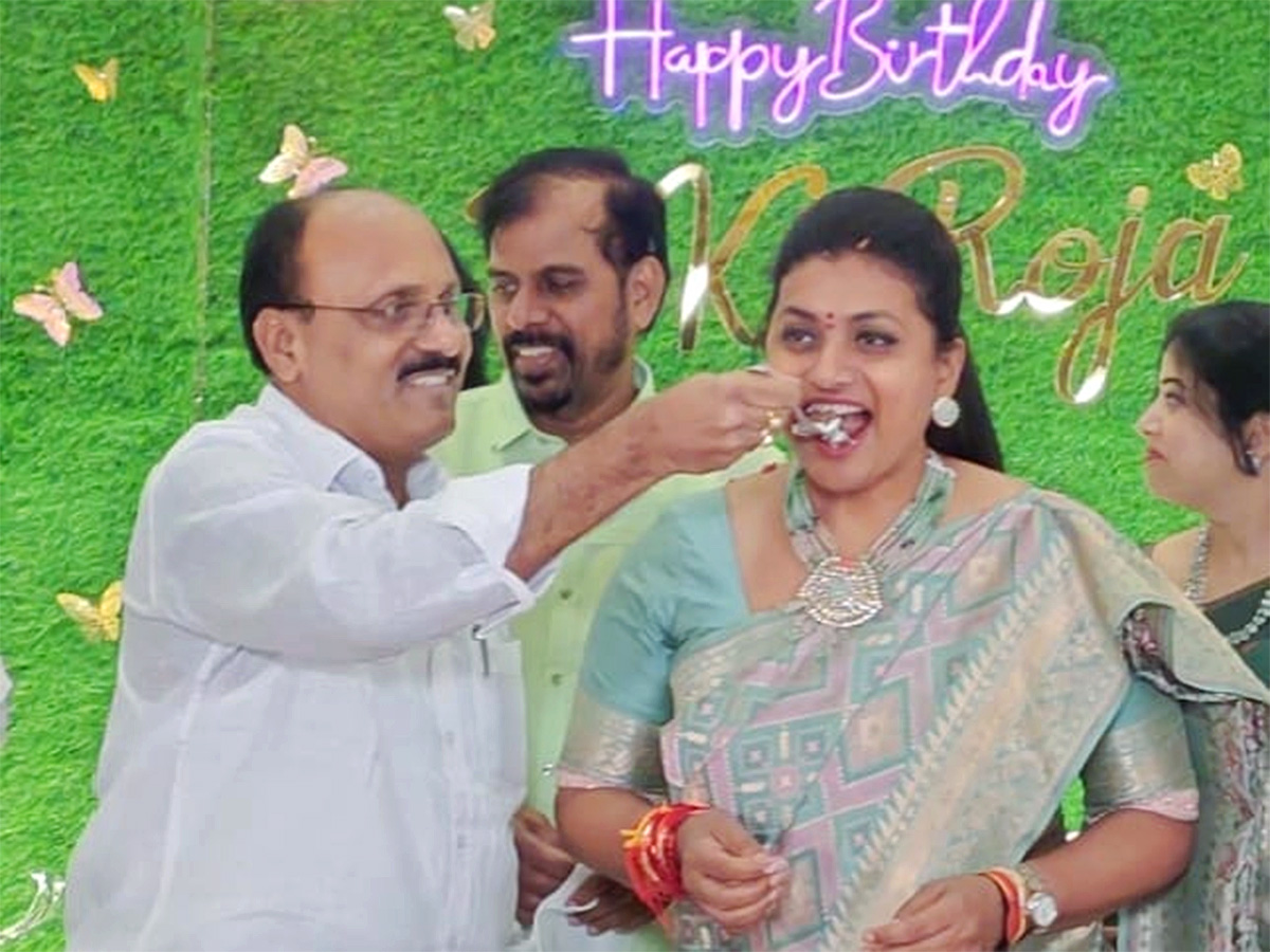 AP Tourism Minister RK Roja Birthday Celebration Photos - Sakshi12