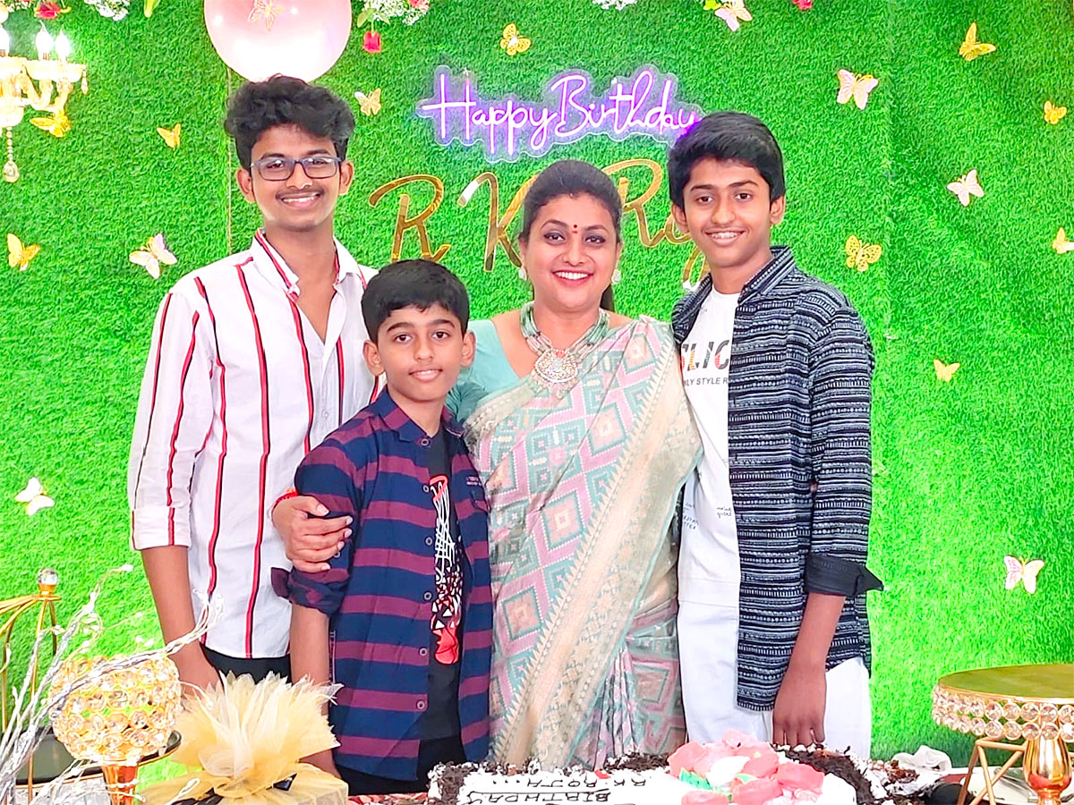 AP Tourism Minister RK Roja Birthday Celebration Photos - Sakshi18