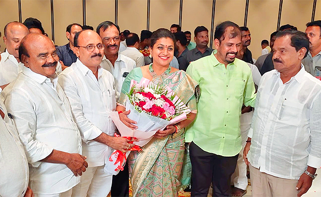 AP Tourism Minister RK Roja Birthday Celebration Photos - Sakshi5