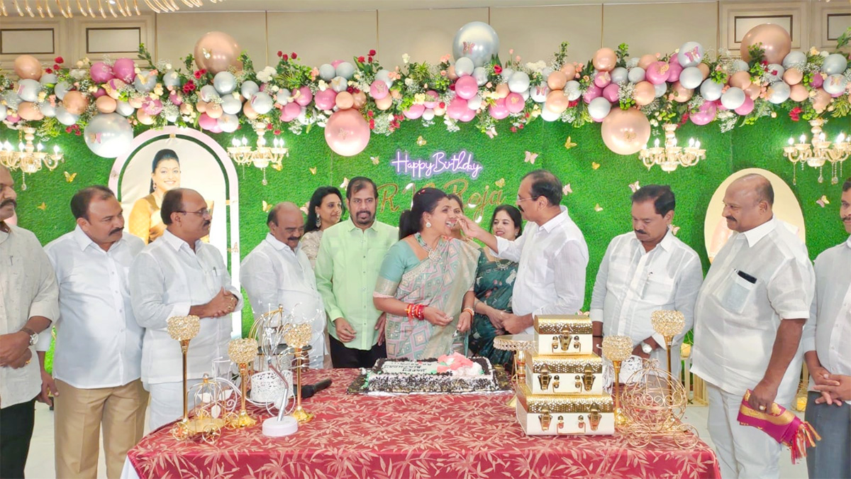 AP Tourism Minister RK Roja Birthday Celebration Photos - Sakshi6