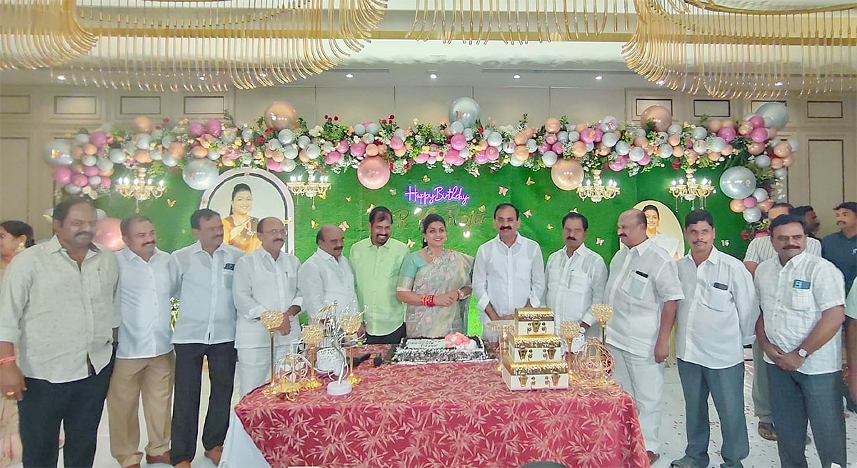 AP Tourism Minister RK Roja Birthday Celebration Photos - Sakshi7