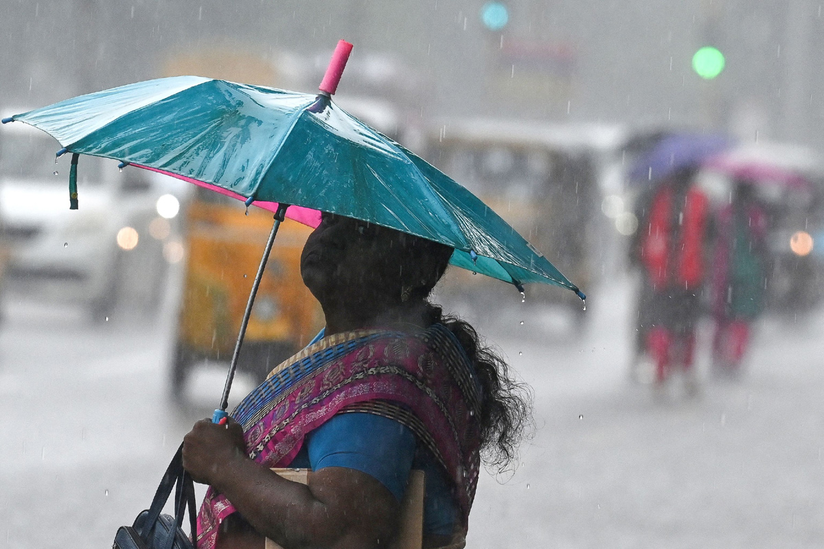 Heavy Rain Lashes in Tamil Nadu - Sakshi5