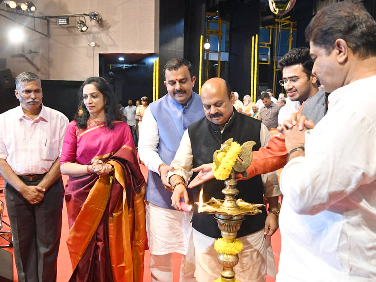 Puneeth Rajkumar Karnataka Ratna Award Ceremony 2022 Highlights Pics Goes Viral - Sakshi20