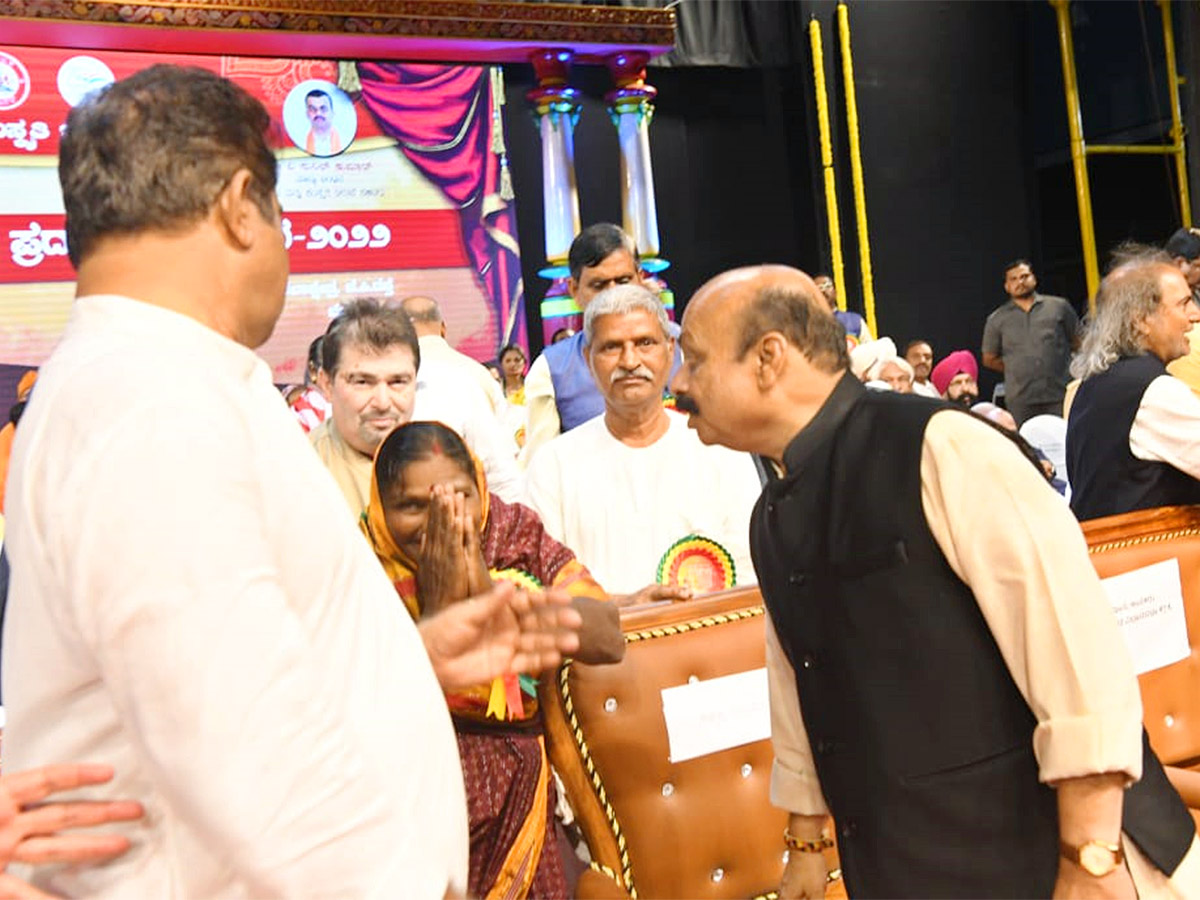Puneeth Rajkumar Karnataka Ratna Award Ceremony 2022 Highlights Pics Goes Viral - Sakshi21