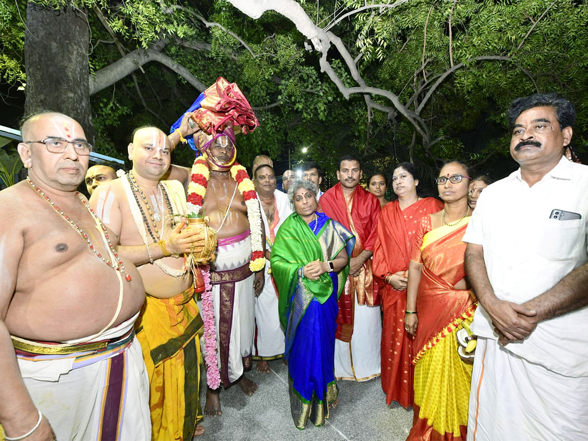 Sri Padmavathi Ammavari Karthika Brahmotsavam 2022  - Sakshi3