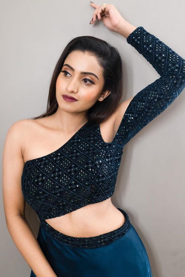 Deepika Pilli Enjoys Vacation In Maldives - Sakshi7