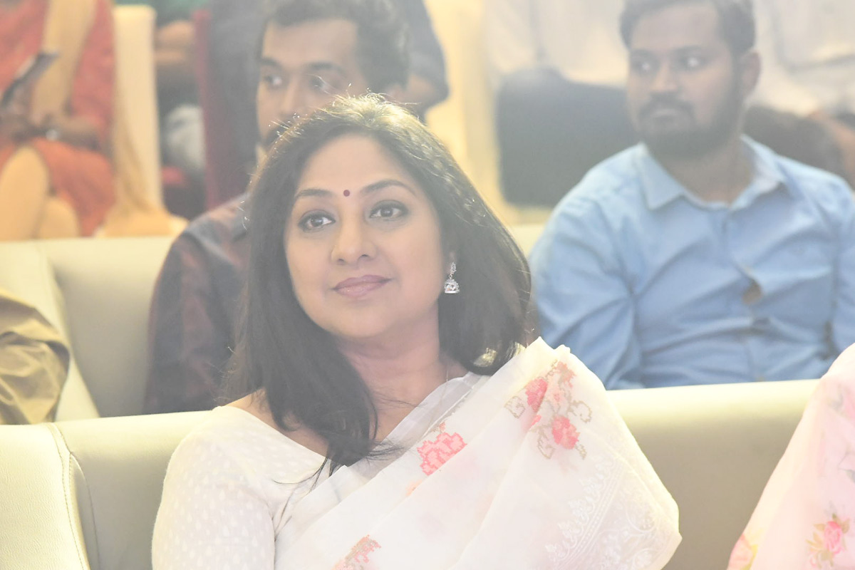 Meet Cute Pre Release Event Photos  - Sakshi8