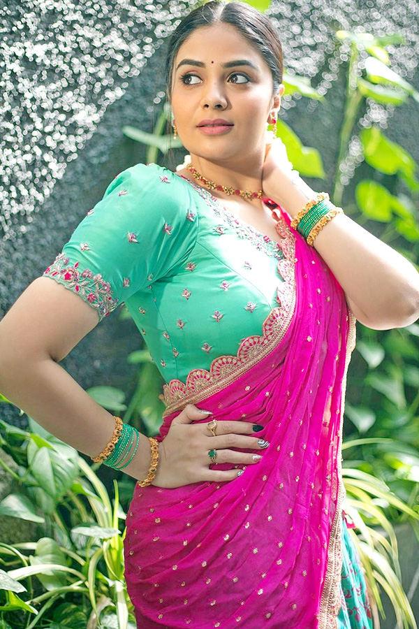 Anchor Sreemukhi Latest Photos - Sakshi13