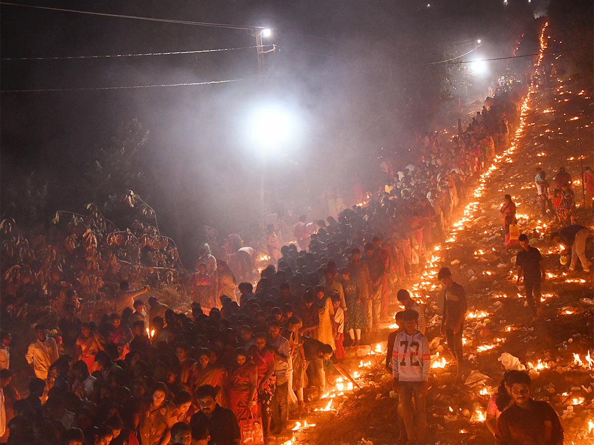 Anantha Padmanabha Kondametla Deepotsavam in Visakhapatnam - Sakshi1